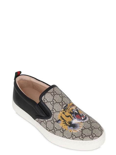 gucci tiger print slip on